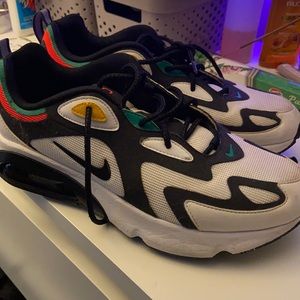 Nike Air Max 200